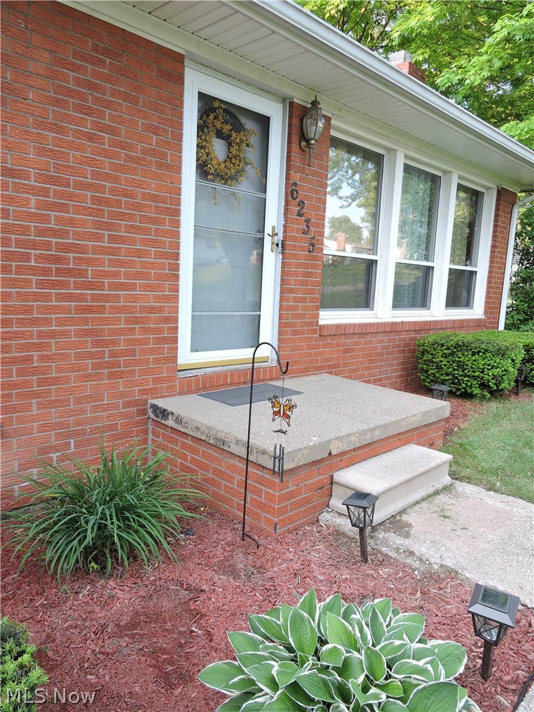 6235 Dodge Road Southwest Canton, OH 44706 - Photo 2 of 26 Gallery Image 2