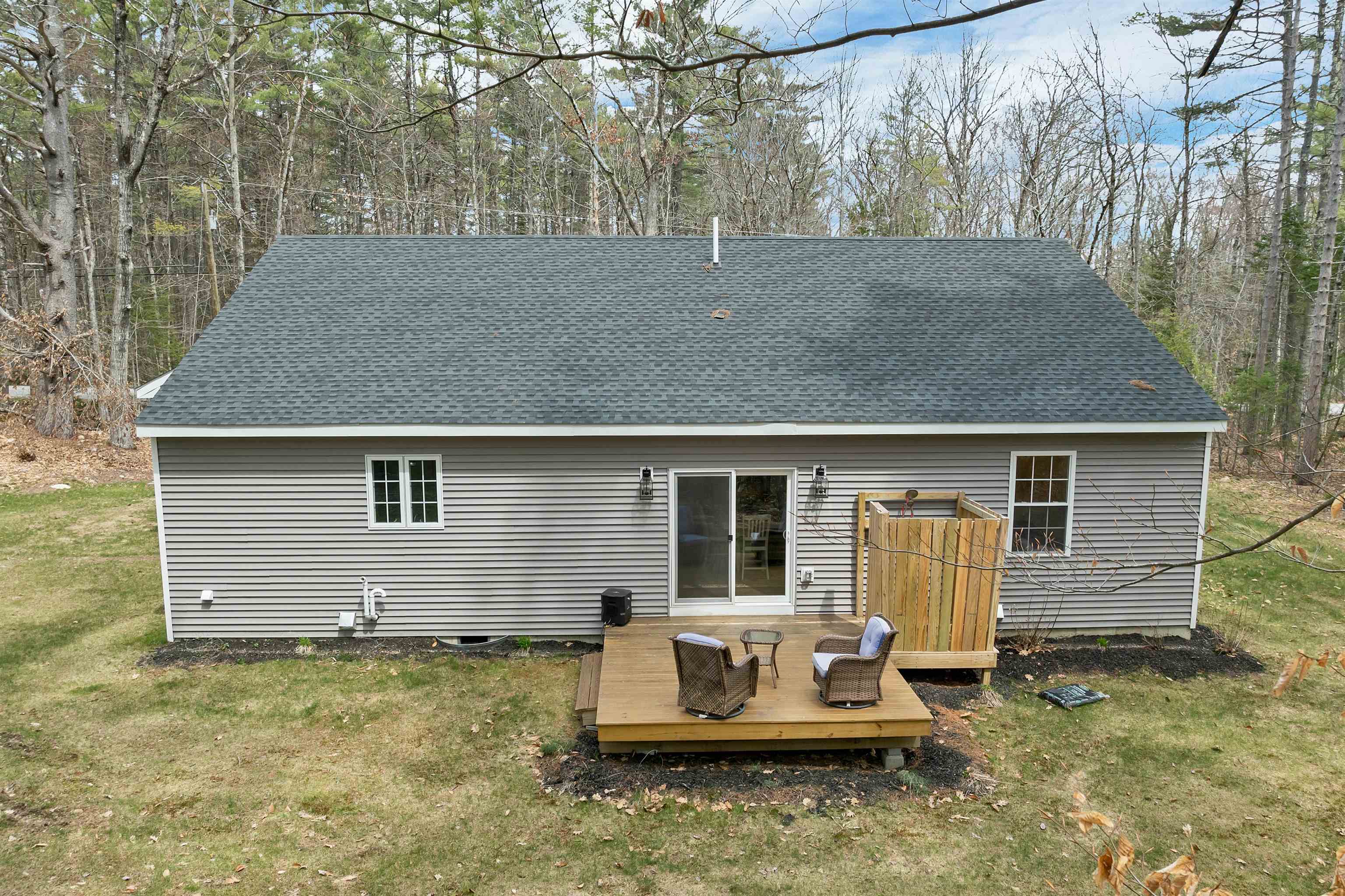 185 Town House Road Effingham, NH 03882 - Photo 9 of 57 Gallery Image 9