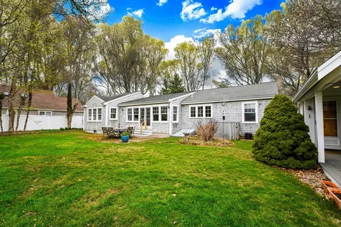 $1,675,000 | 400 Davisville Road, Falmouth, MA 02536
