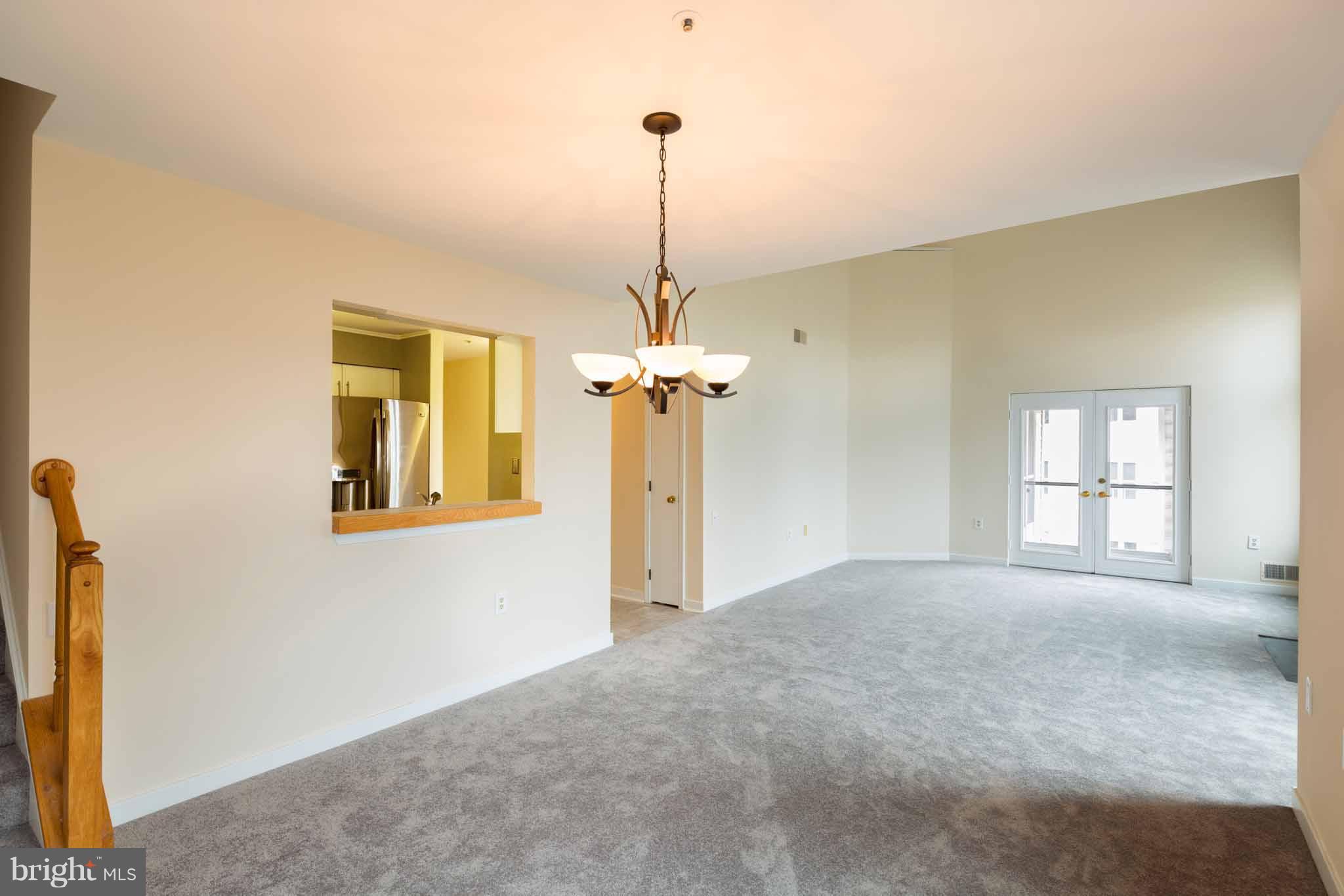 345 Pleasanton Road, Unit A32 Westminster, MD 21157 - Photo 8 of 29 Dining Room