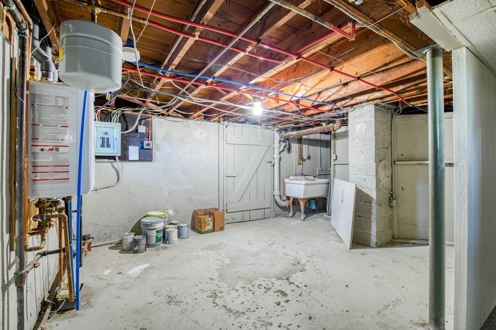 3 Morison Terrace Springfield, MA 01104 - Photo 18 of 23