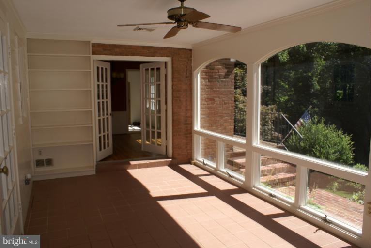 820 Turkey Run Road McLean, VA 22101 - Photo 12 of 18 Interior (General)