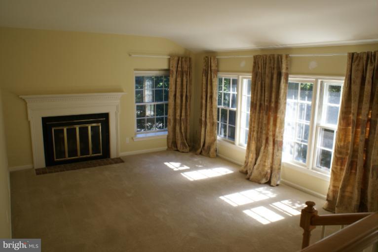 820 Turkey Run Road McLean, VA 22101 - Photo 14 of 18 Living Room