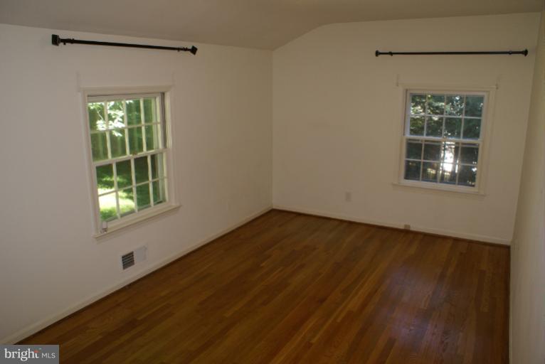 820 Turkey Run Road McLean, VA 22101 - Photo 15 of 18 Bedroom