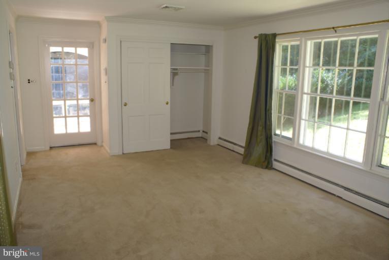 820 Turkey Run Road McLean, VA 22101 - Photo 6 of 18 Interior (General)