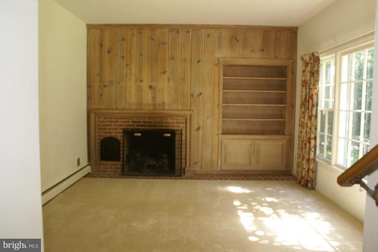 820 Turkey Run Road McLean, VA 22101 - Photo 9 of 18 Interior (General)