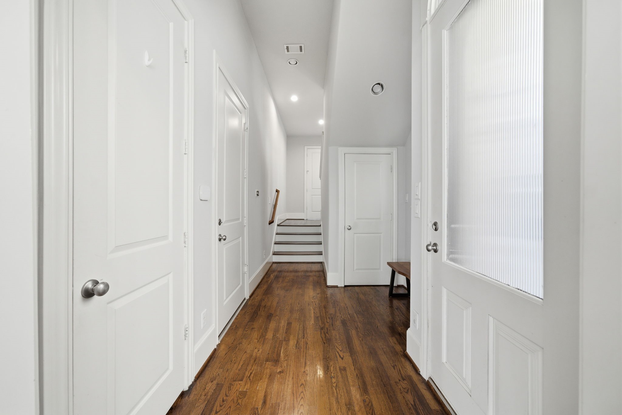 1360 West 25th Street Houston, TX 77008 - Photo 3 of 37 a view of a hallway with wooden floor