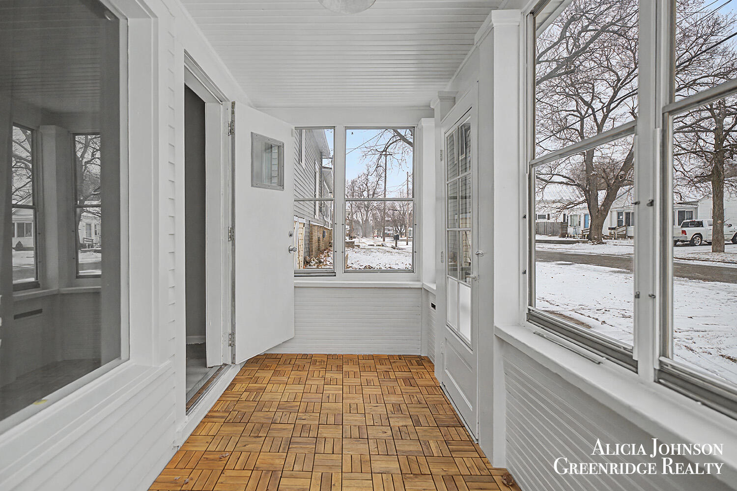 721 Pearl Street Belding, MI 48809 - Photo 11 of 14 07_2F9A5994