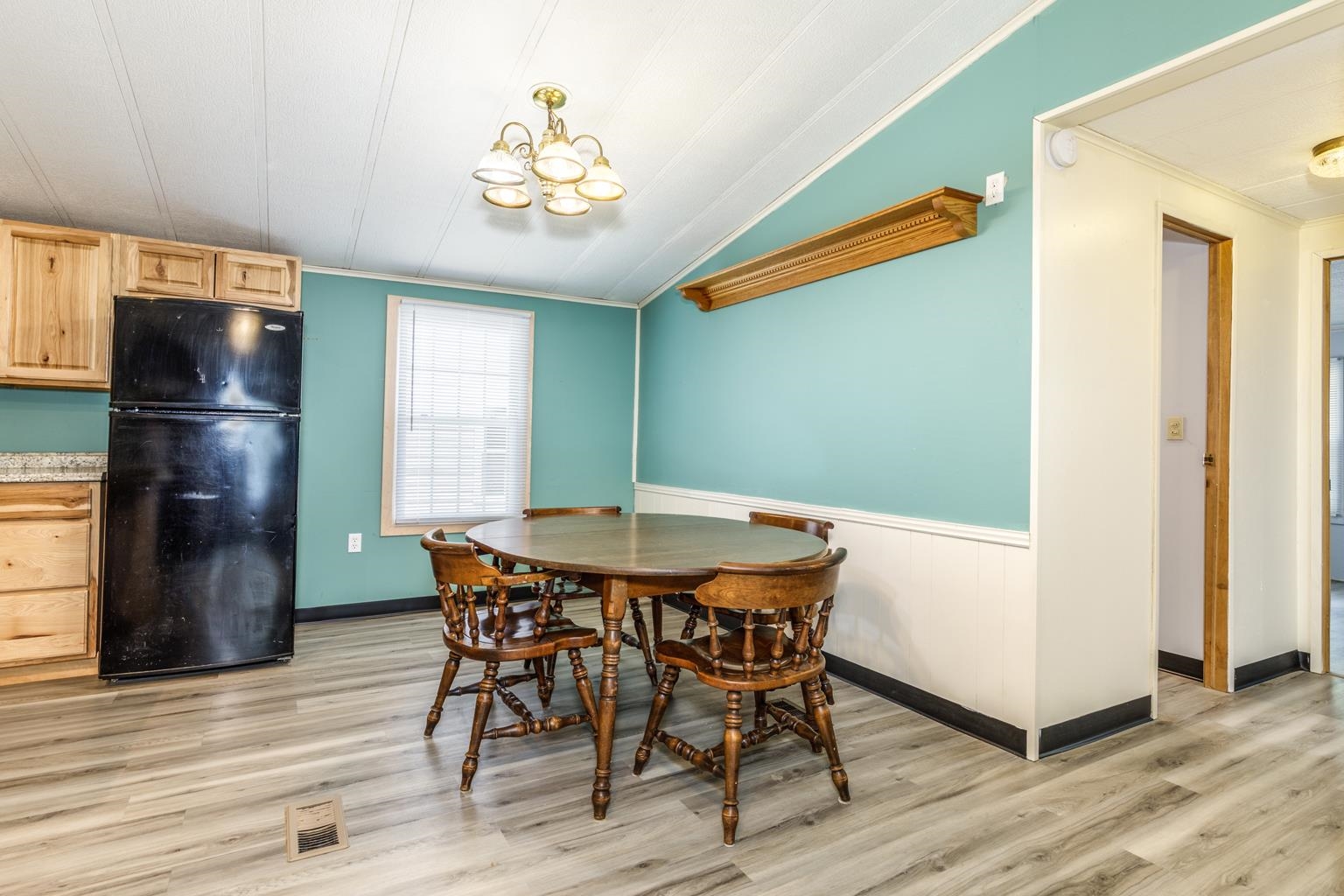 160 Redwood Road Loudon, NH 03307 - Photo 7 of 27 Gallery Image 7