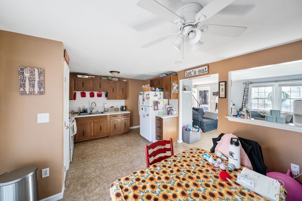 12 Shawnee Road Pepperell, MA 01463 - Photo 8 of 36