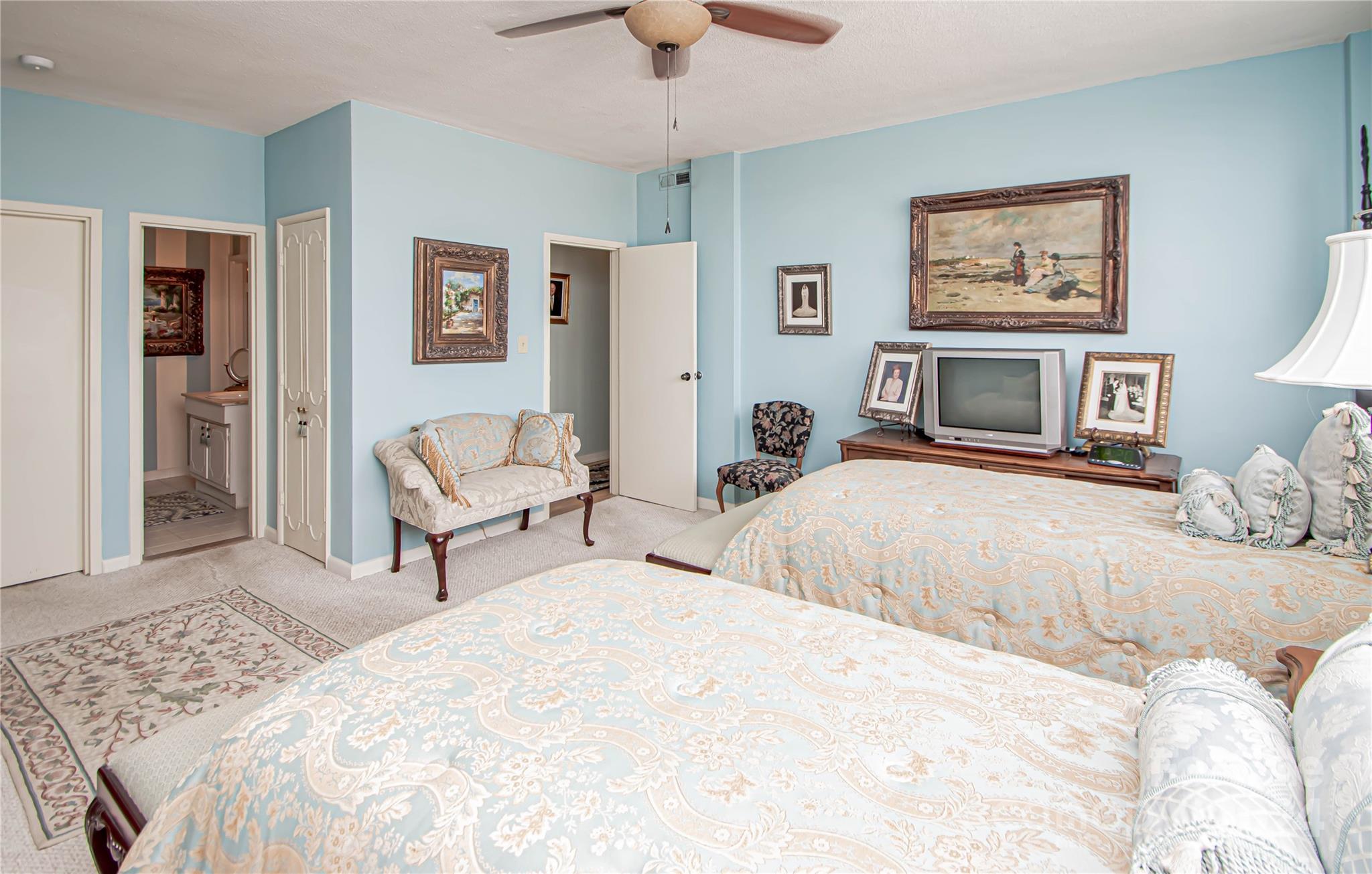 1300 Reece Road, Unit 606 Charlotte, NC 28209 - Photo 25 of 47 Gallery Image 25