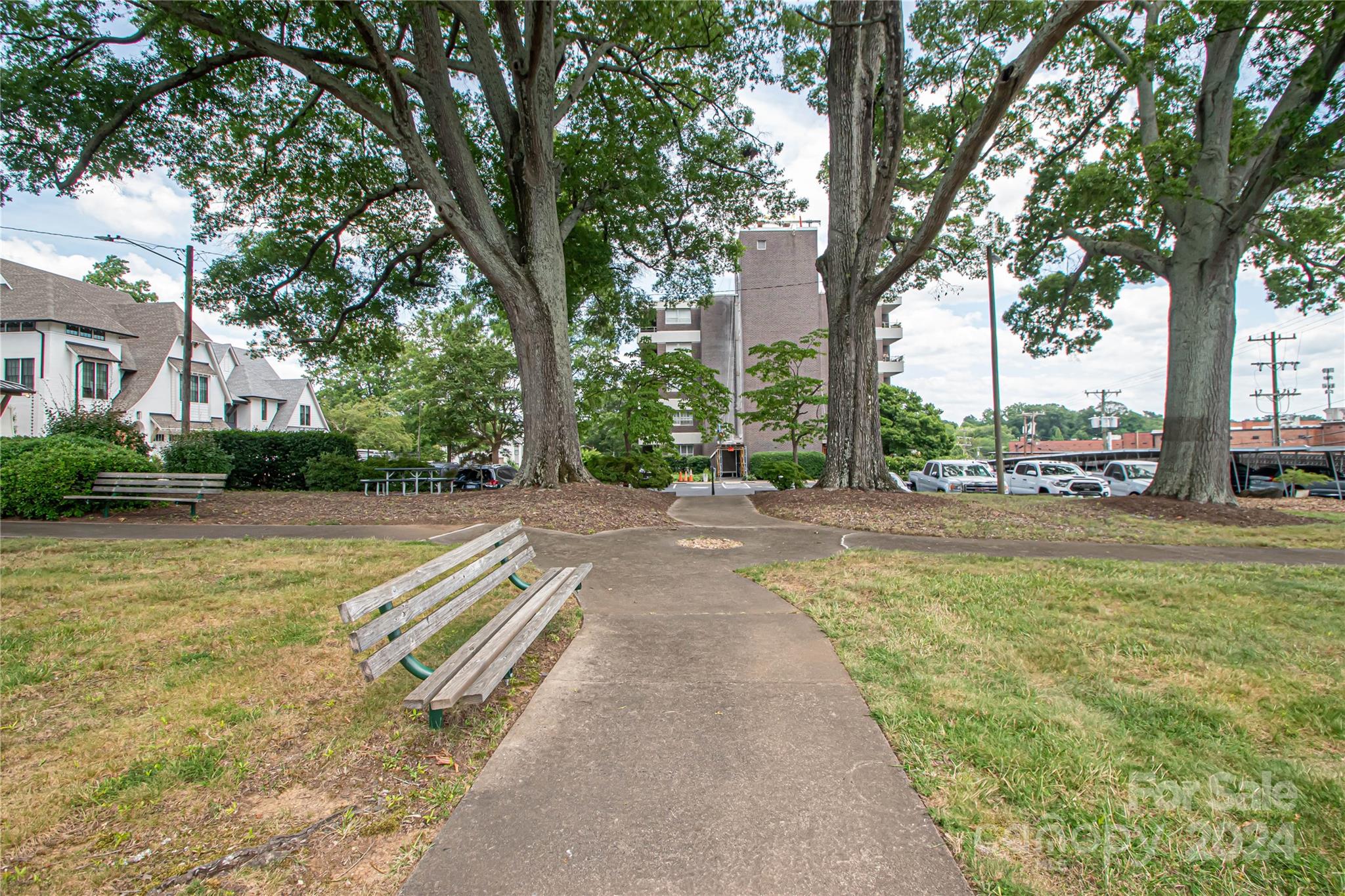 1300 Reece Road, Unit 606 Charlotte, NC 28209 - Photo 42 of 47 Gallery Image 42