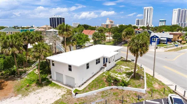 $424,000 | 419 North Peninsula Drive, Daytona Beach, FL 32118