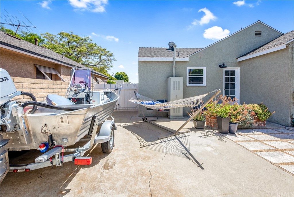 4031 East Grenora Way Long Beach, CA 90815 - Photo 15 of 65