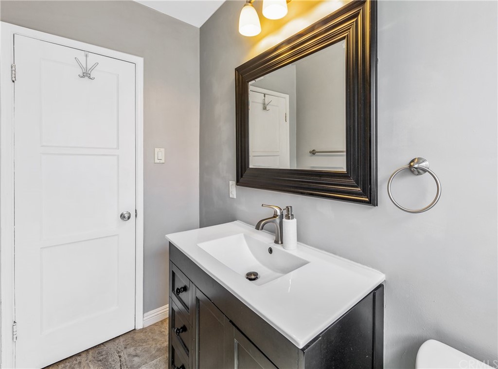 4031 East Grenora Way Long Beach, CA 90815 - Photo 43 of 65