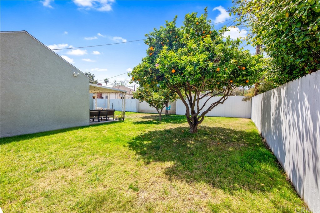 4031 East Grenora Way Long Beach, CA 90815 - Photo 7 of 65