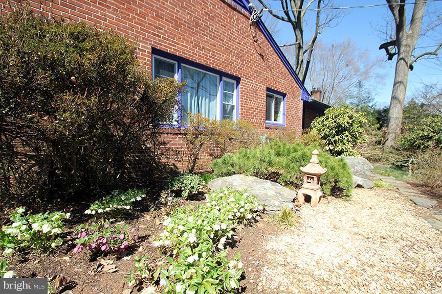 14 Midhurst Road Silver Spring, MD 20910 - Photo 24 of 30 Exterior (General)