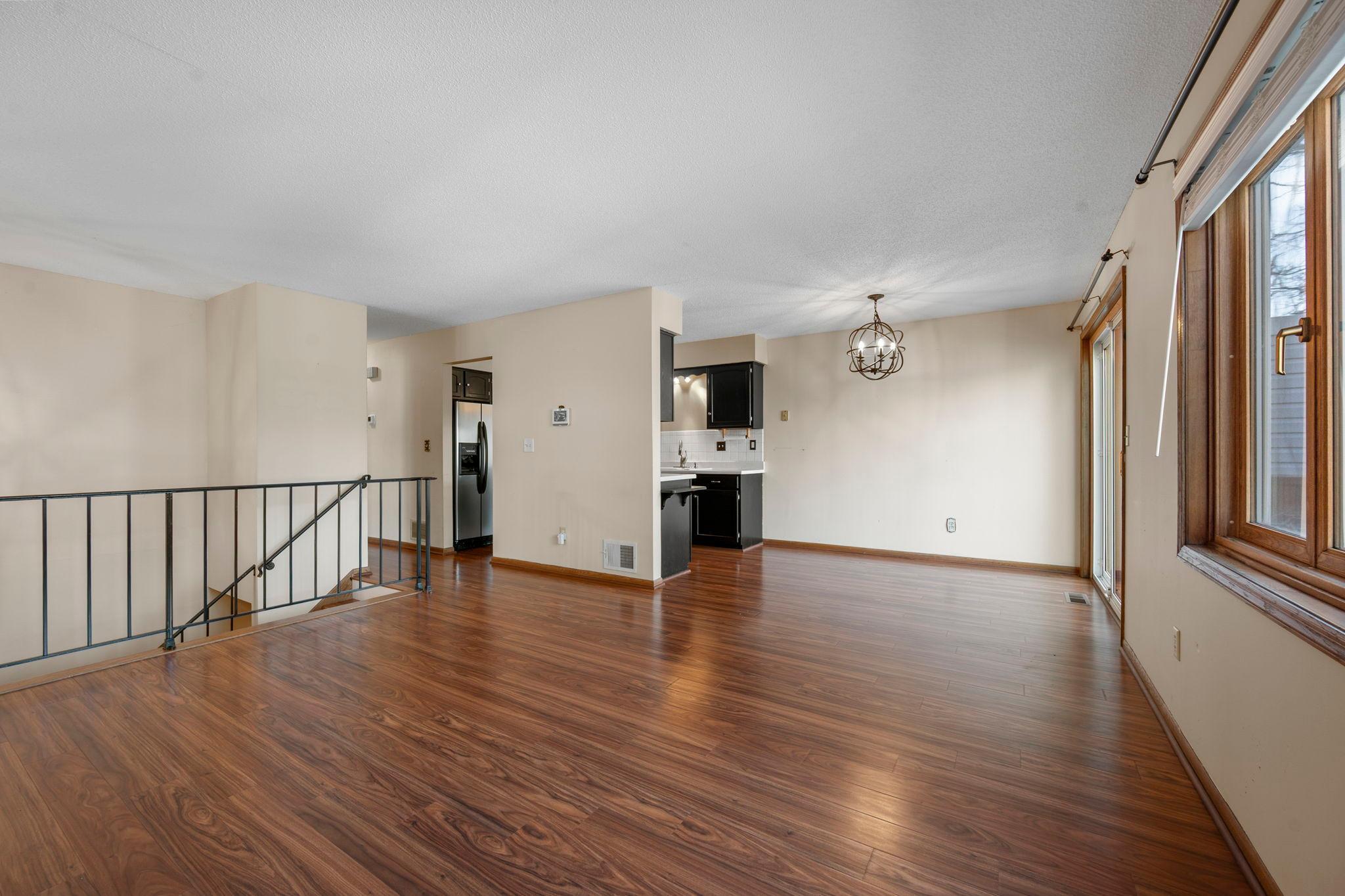 2505 Geranium Avenue East Maplewood, MN 55119 - Photo 14 of 42