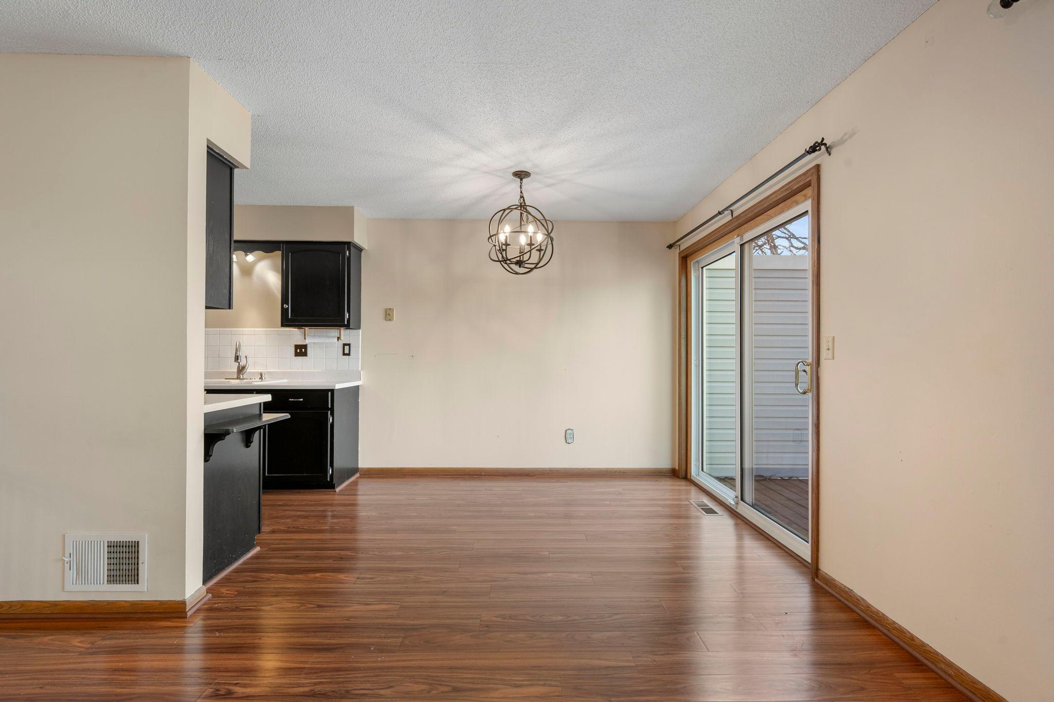 2505 Geranium Avenue East Maplewood, MN 55119 - Photo 15 of 42