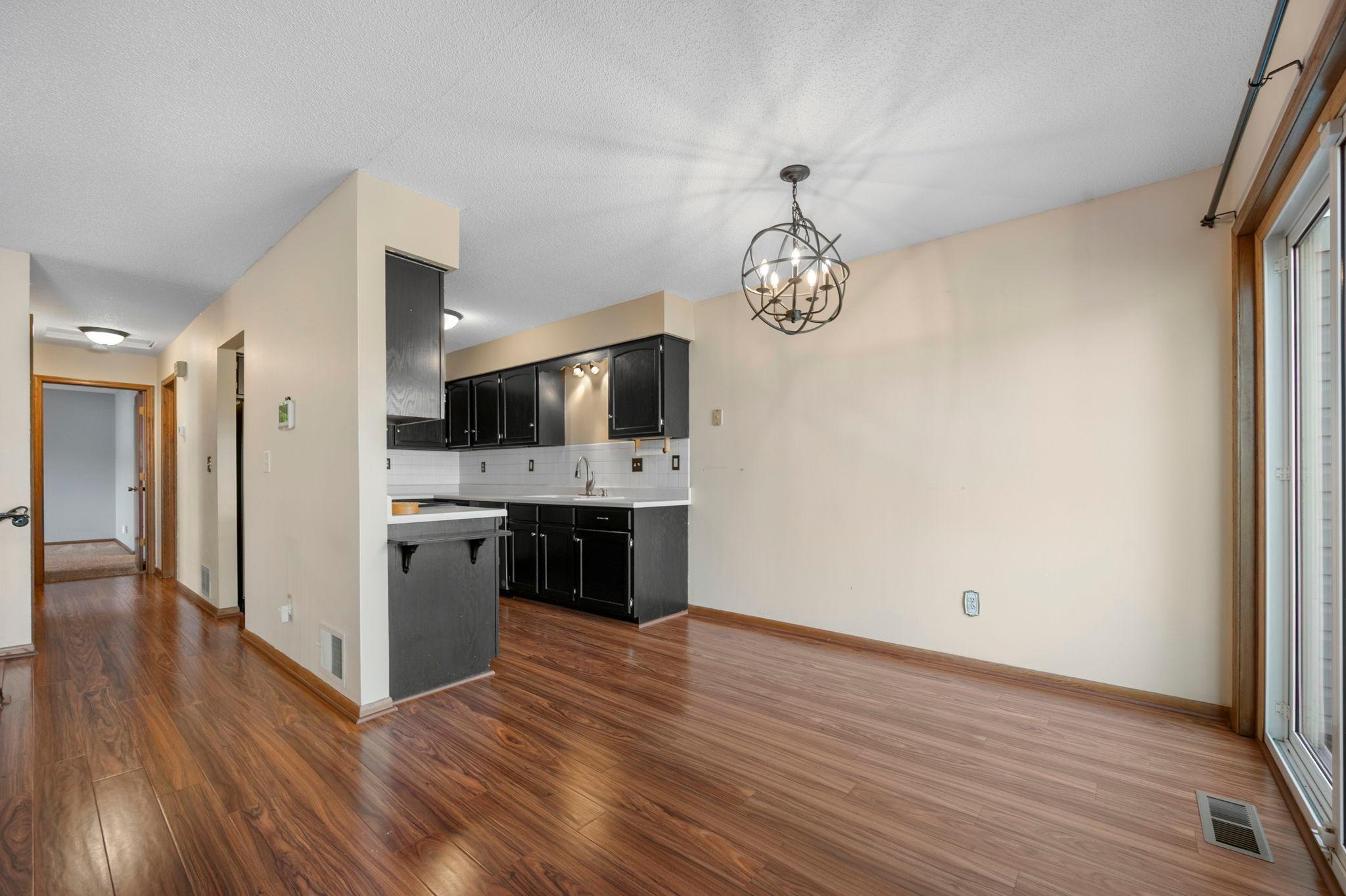 2505 Geranium Avenue East Maplewood, MN 55119 - Photo 16 of 42