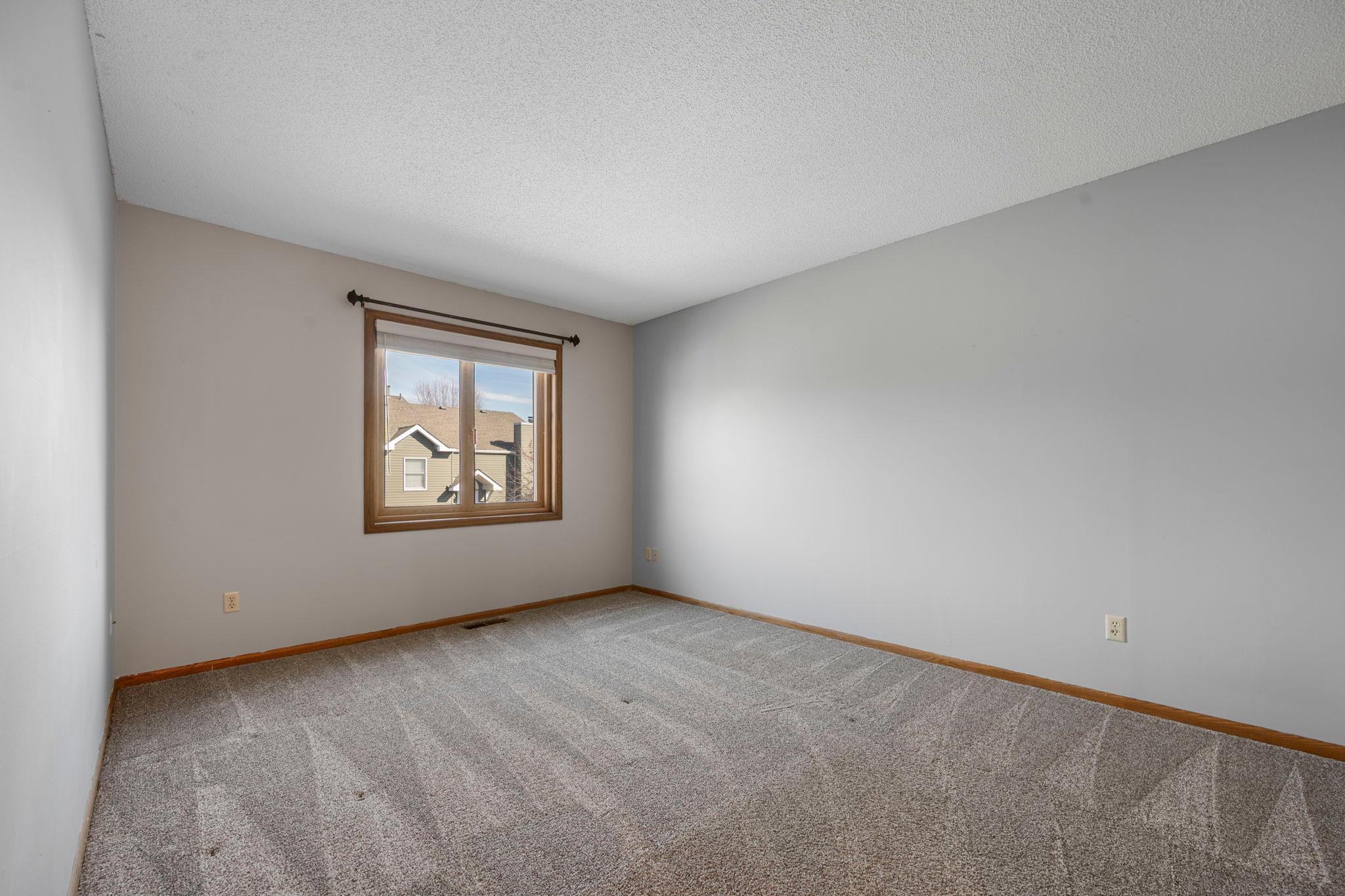 2505 Geranium Avenue East Maplewood, MN 55119 - Photo 23 of 42