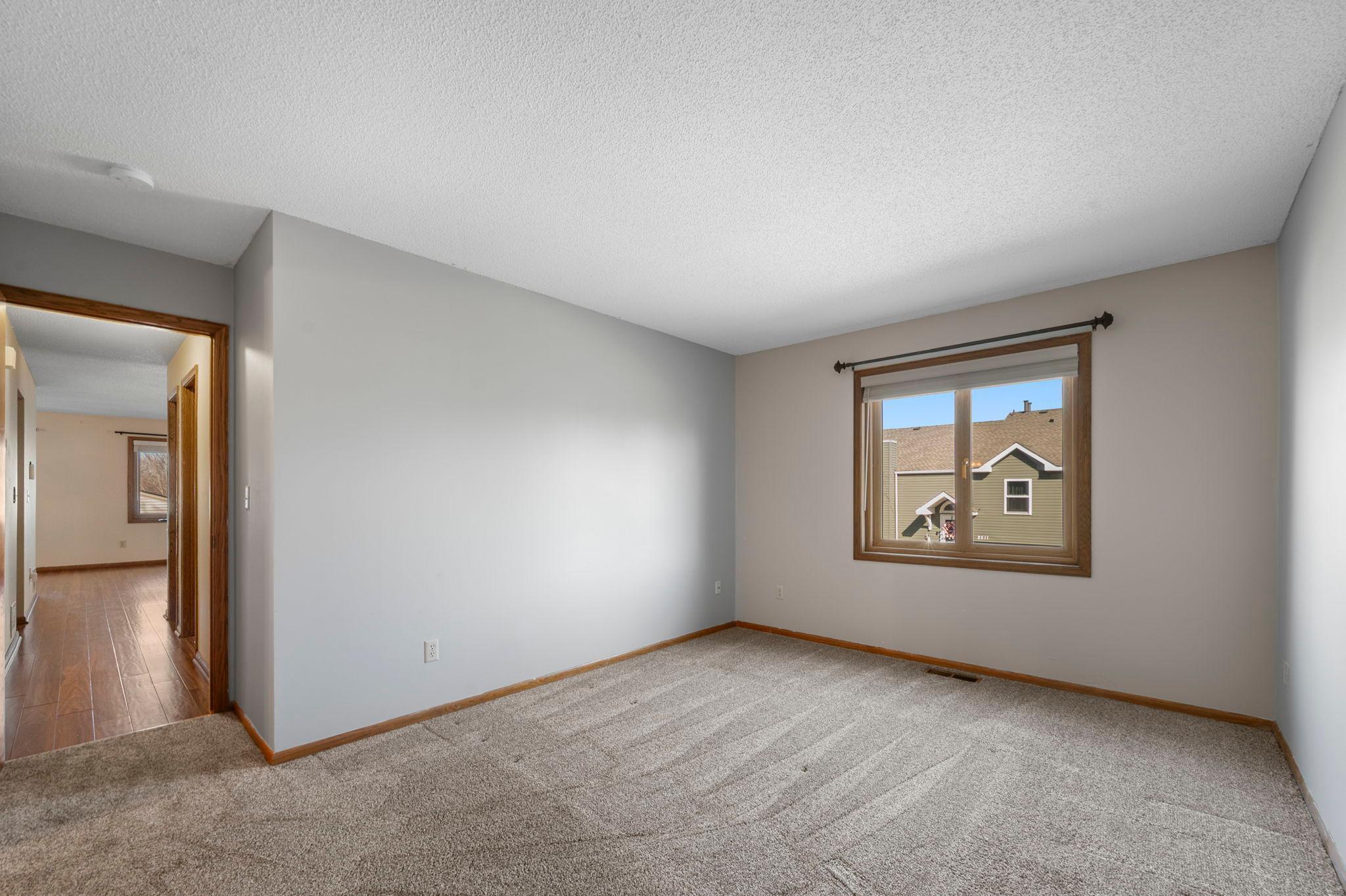 2505 Geranium Avenue East Maplewood, MN 55119 - Photo 24 of 42