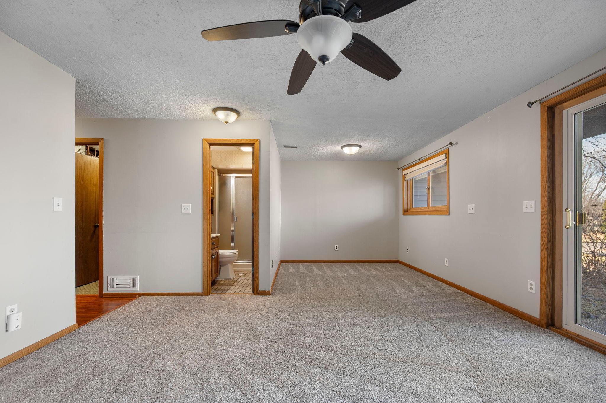 2505 Geranium Avenue East Maplewood, MN 55119 - Photo 33 of 42