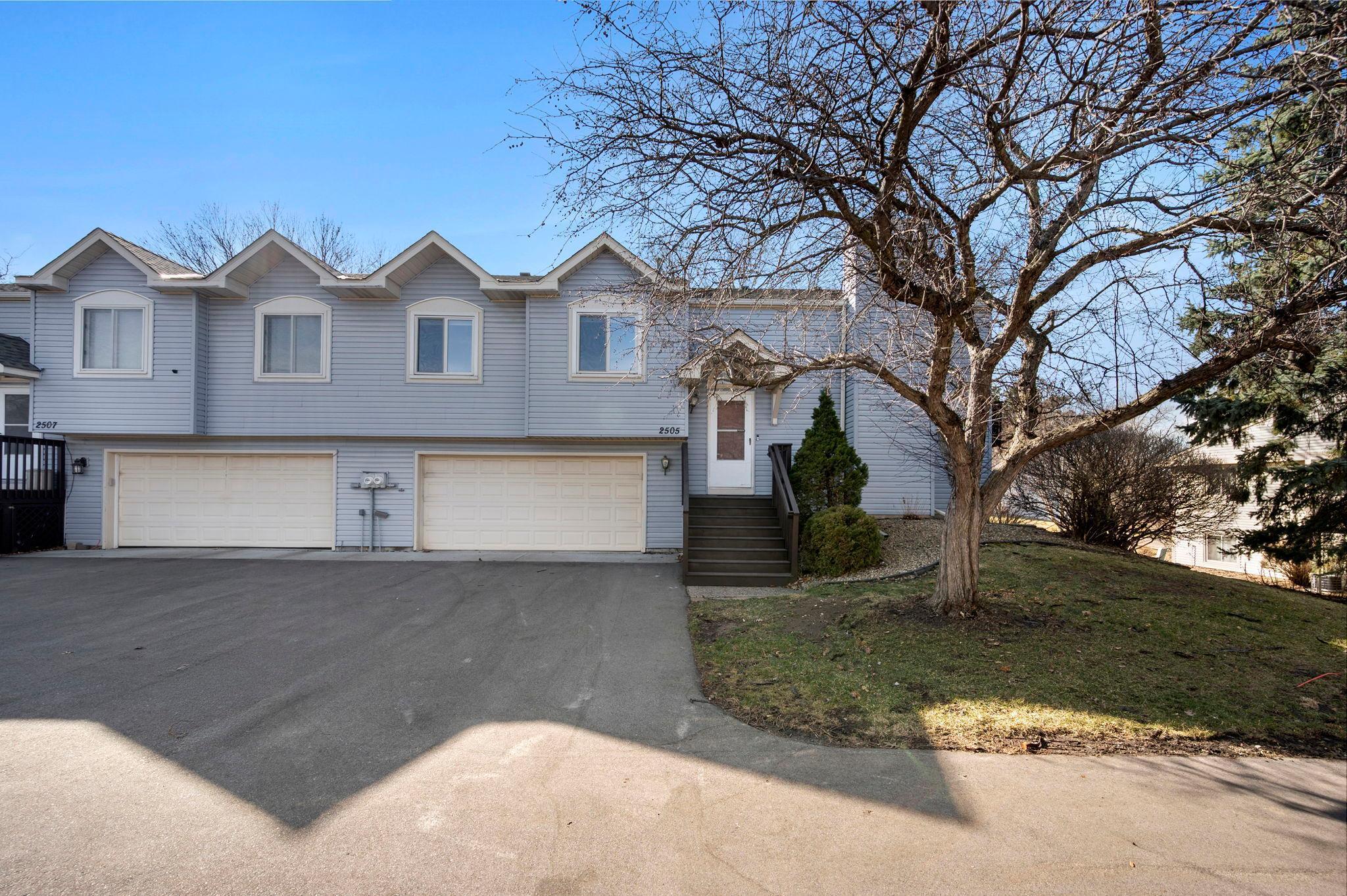 2505 Geranium Avenue East Maplewood, MN 55119 - Photo 8 of 42