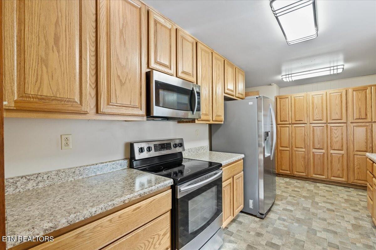 808 Oliver Road Knoxville, TN 37920 - Photo 10 of 32