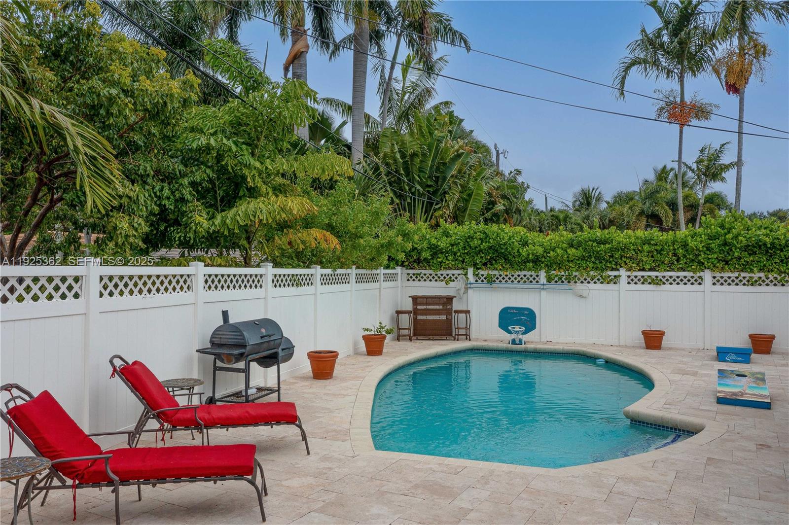 1900 North Victoria Park Road Fort Lauderdale, FL 33305 - Photo 38 of 60 a view of a chairs and table in the terrace
