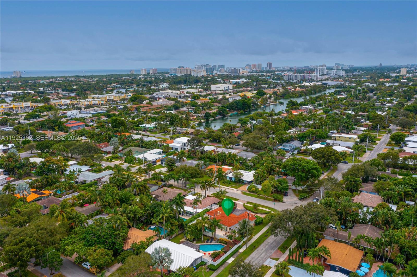 1900 North Victoria Park Road Fort Lauderdale, FL 33305 - Photo 51 of 60 an aerial view of multiple house