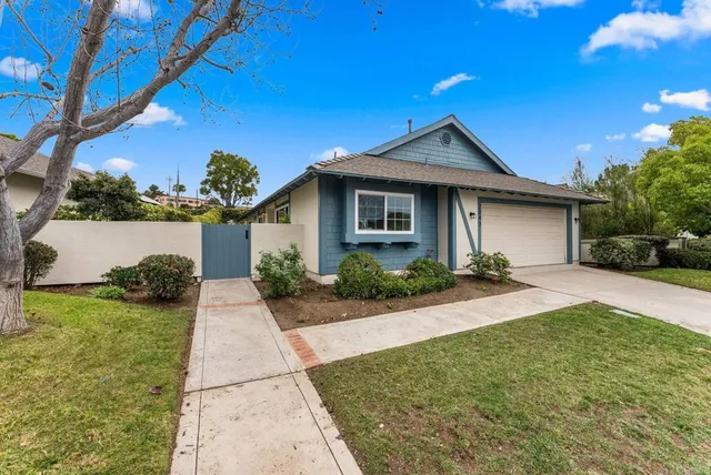 $1,199,000 | 2043 Rue De La Montagne, Oceanside, CA 92054