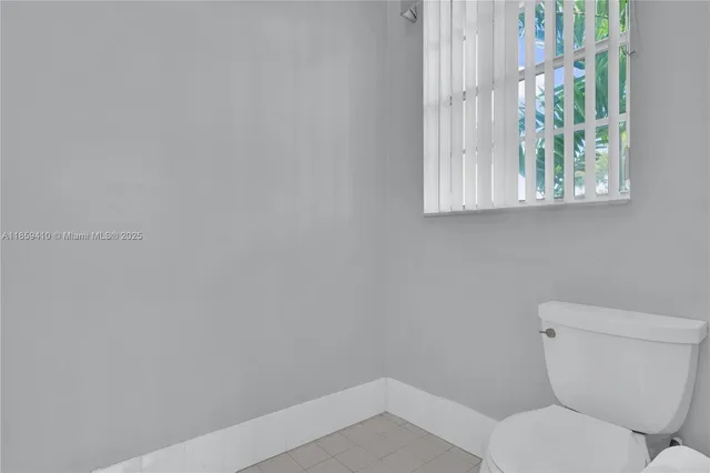 $860,000 | 322 Southwest 184th Way, Pembroke Pines, FL 33029