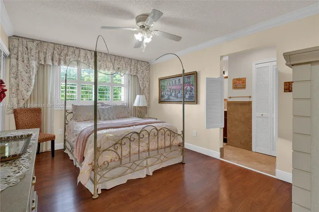 $860,000 | 322 Southwest 184th Way, Pembroke Pines, FL 33029