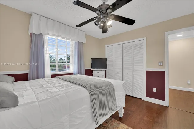 $860,000 | 322 Southwest 184th Way, Pembroke Pines, FL 33029