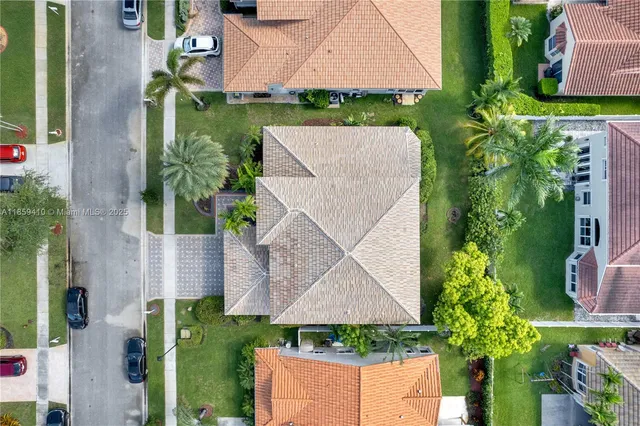 $860,000 | 322 Southwest 184th Way, Pembroke Pines, FL 33029