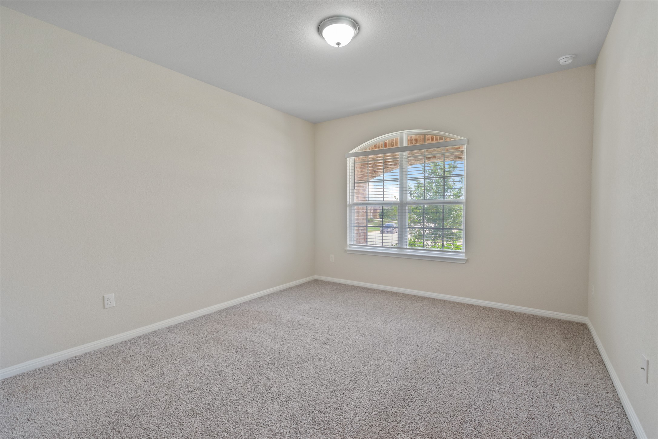 4125 Buffalo Ford Road Georgetown, TX 78628 - Photo 14 of 28 Carpeted spare room with baseboards