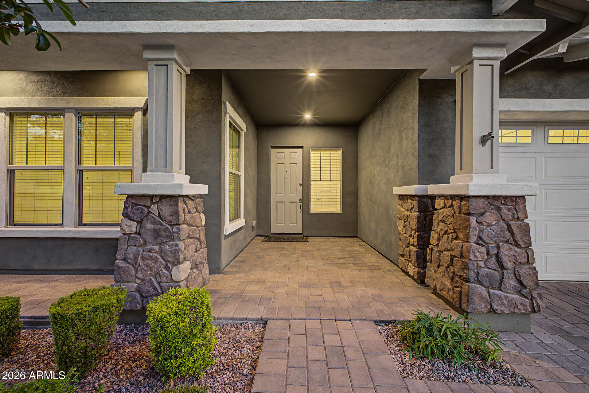 2929 East Appaloosa Road Gilbert, AZ 85296 - Photo 4 of 57