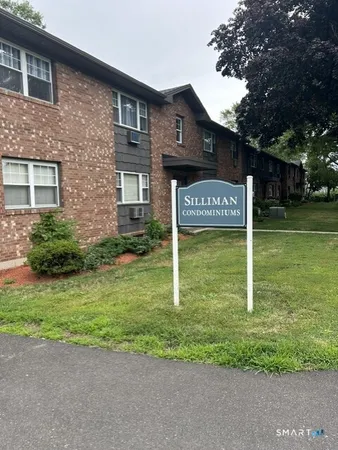$329,000 | 90 Silliman Street, Unit 3B, Fairfield, CT 06824