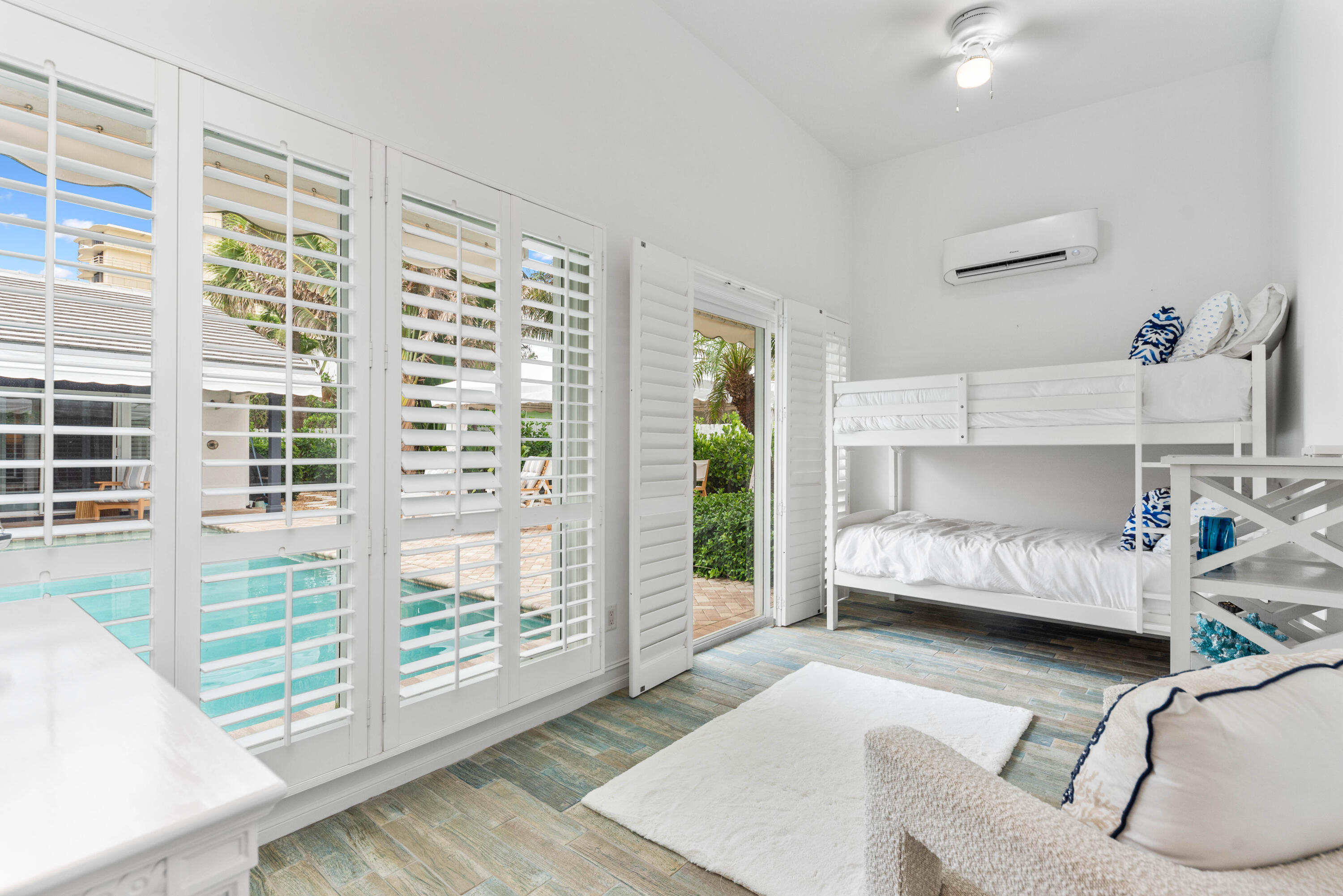 51 Colony Road Jupiter Inlet Colony, FL 33469 - Photo 23 of 65 51 Colony Rd (7)