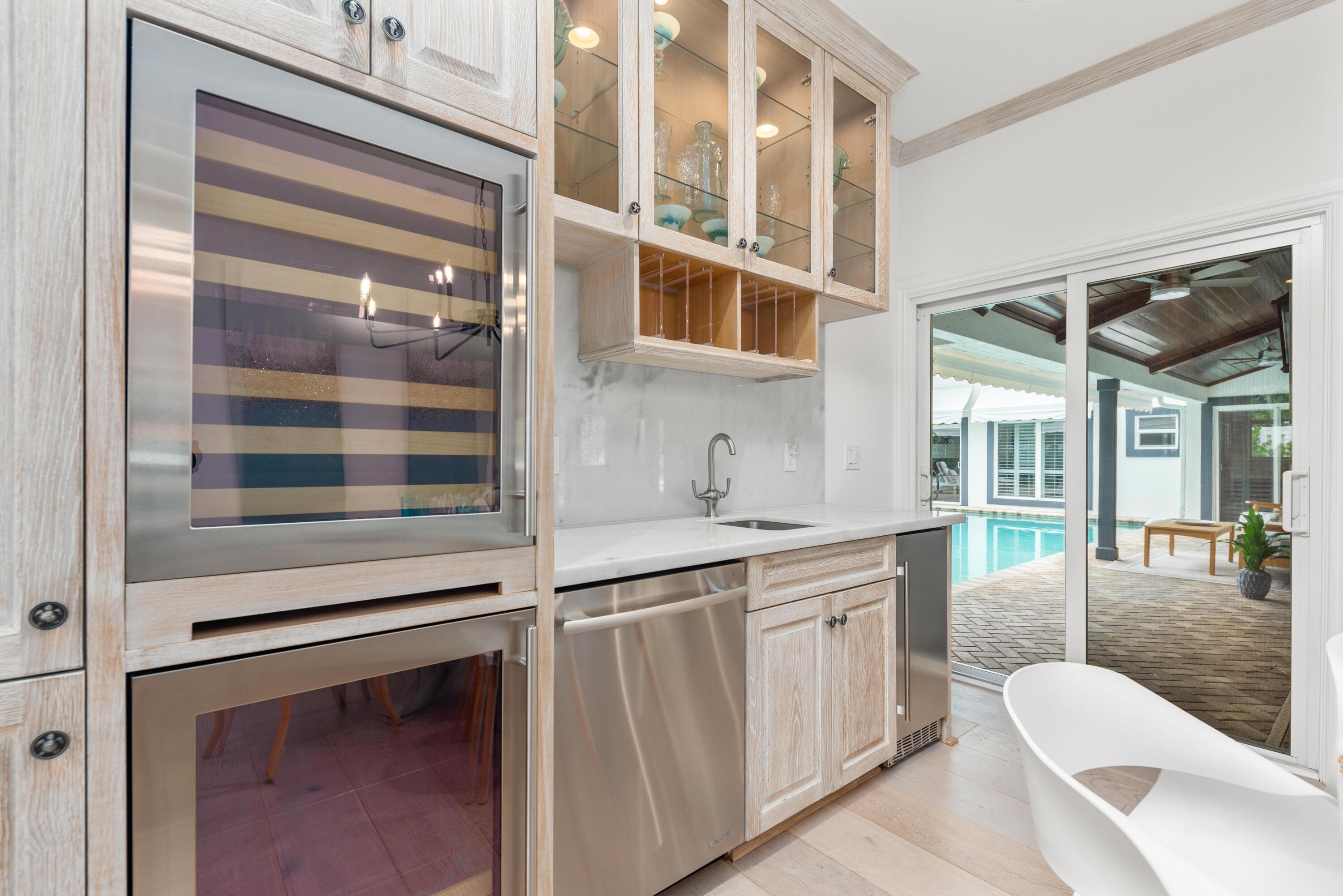51 Colony Road Jupiter Inlet Colony, FL 33469 - Photo 10 of 65 51 Colony Rd (33)