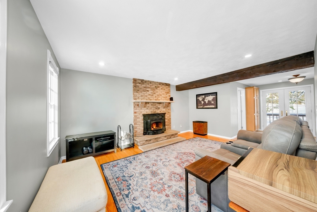 37 Sullivan Street North Andover, MA 01845 - Photo 2 of 42