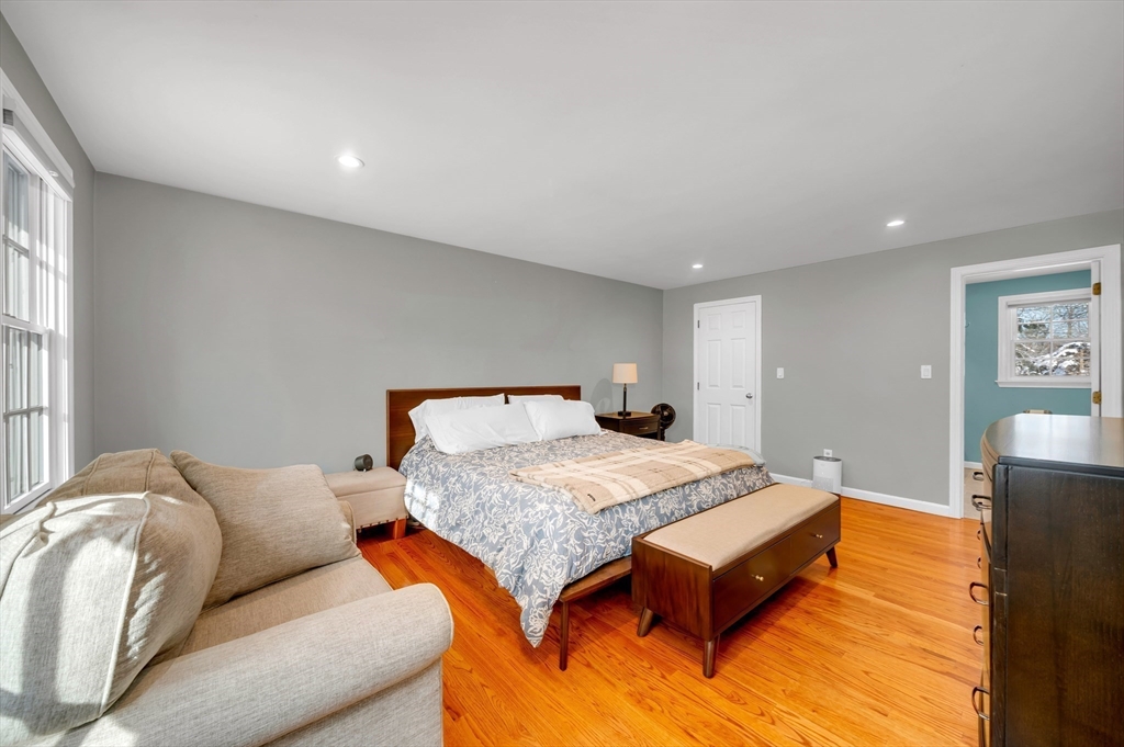 37 Sullivan Street North Andover, MA 01845 - Photo 26 of 42