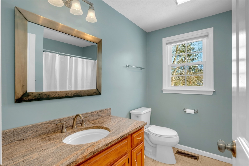 37 Sullivan Street North Andover, MA 01845 - Photo 36 of 42