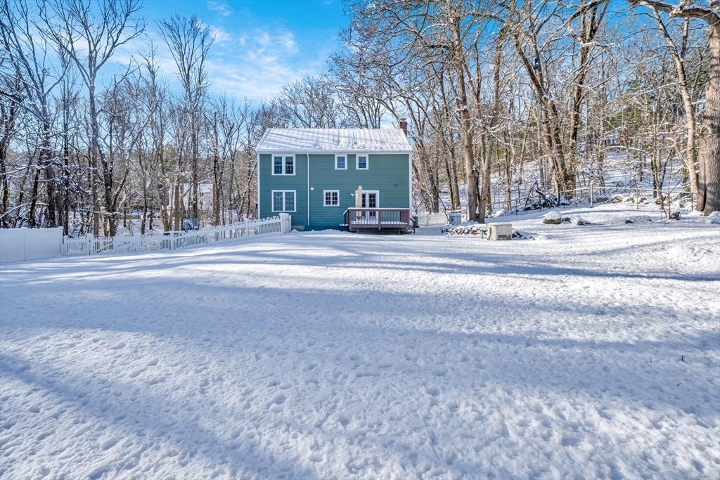 37 Sullivan Street North Andover, MA 01845 - Photo 8 of 42