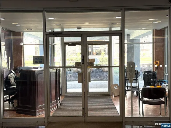 $109,000 | 280 South Prospect Avenue, Unit 3N, Hackensack, NJ 07601