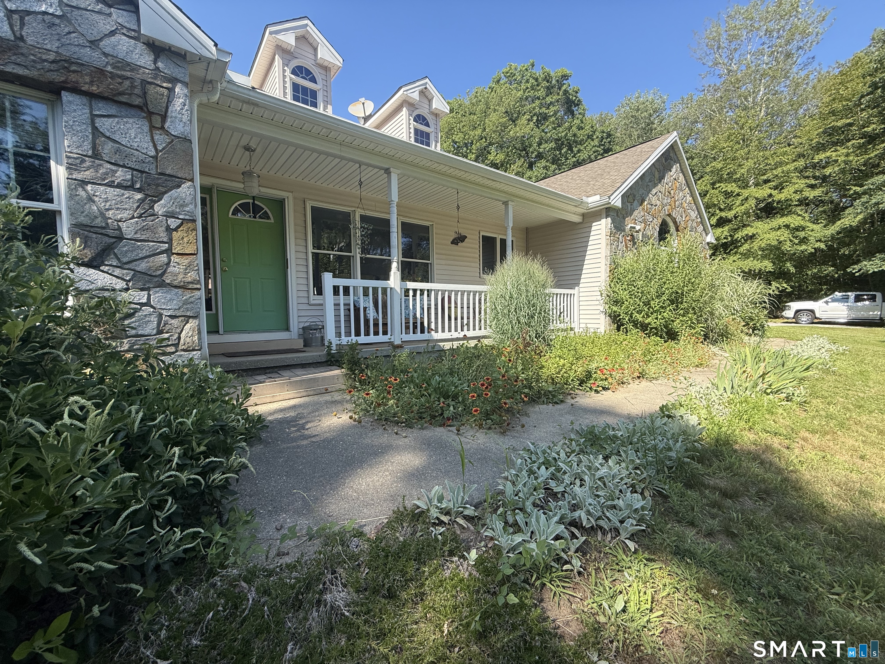 455 Westminster Road Canterbury, CT 06331 - Photo 2 of 40 Gallery Image 2
