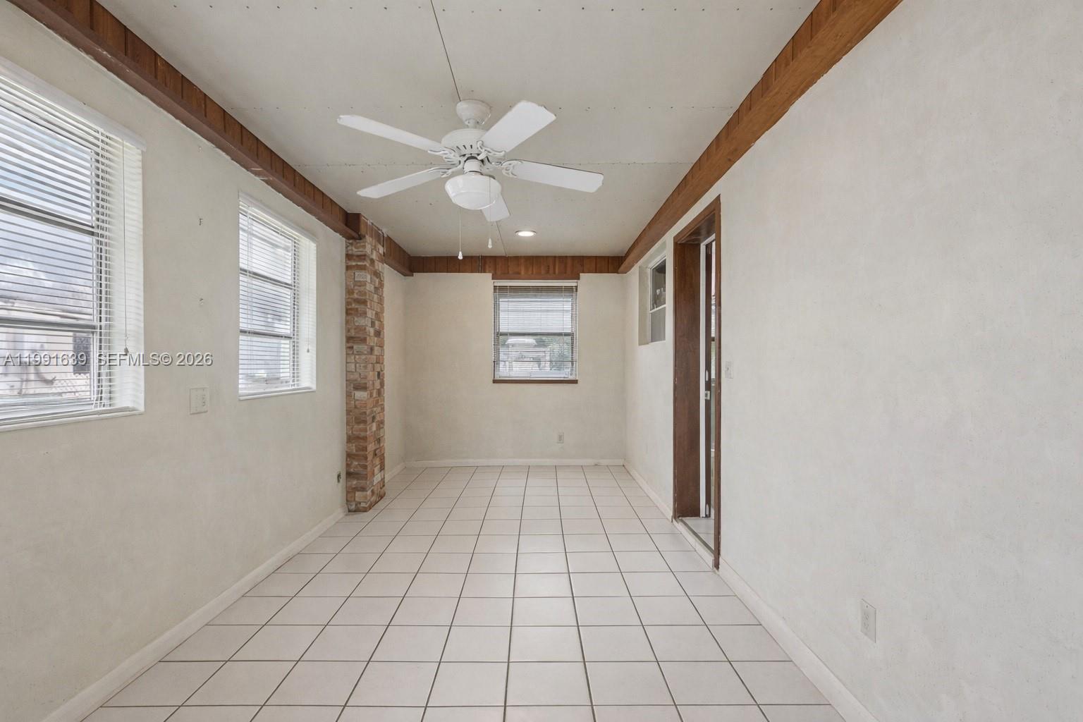 272 West 46th Street Hialeah, FL 33012 - Photo 11 of 34