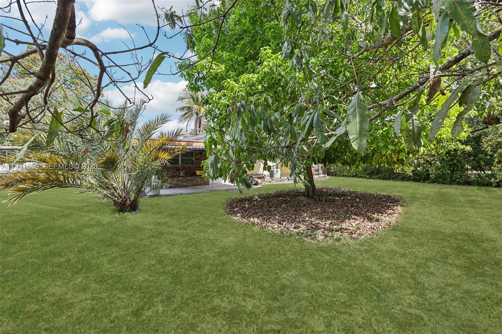 272 West 46th Street Hialeah, FL 33012 - Photo 28 of 34