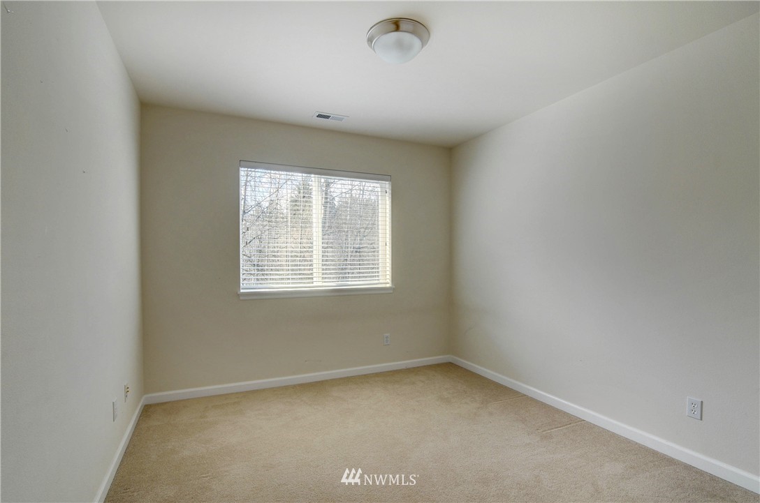 15710 36th Avenue Southeast Bothell, WA 98012 - Photo 15 of 24